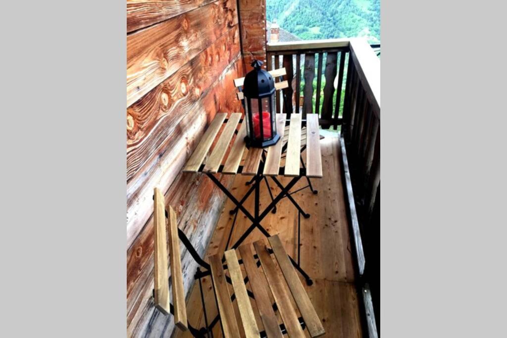Appartement Le Ver Luisant à Saint-Martin, Val d'Hérens, Valais Esterno foto